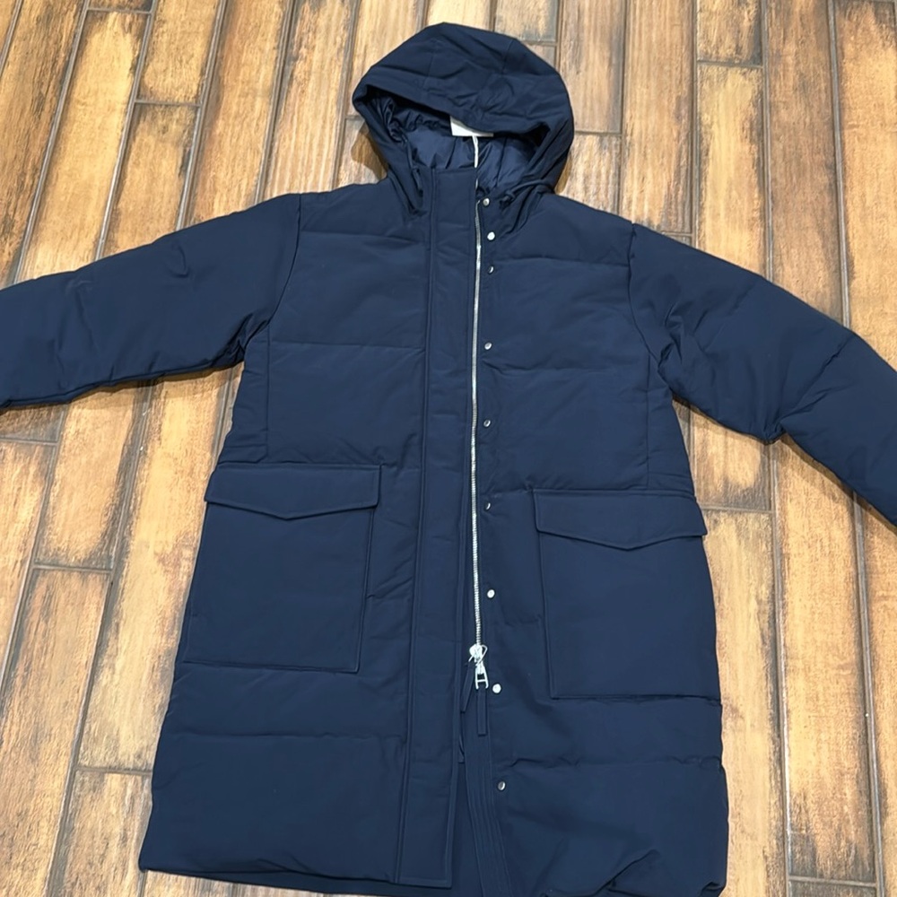 Everlane Navy Puffer Jacket